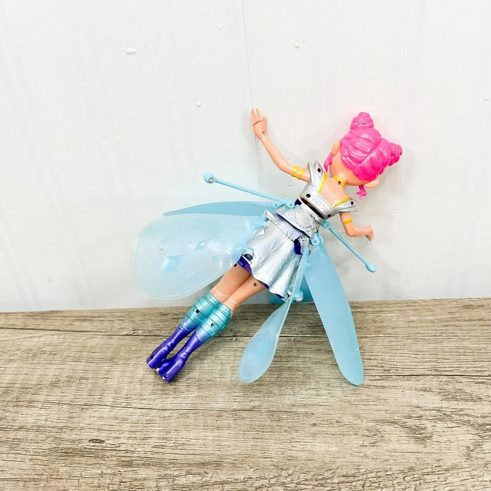 Spin Master Hatchimals Pixies Crystal Flyers Silver Flying Doll Pink Hair Pink